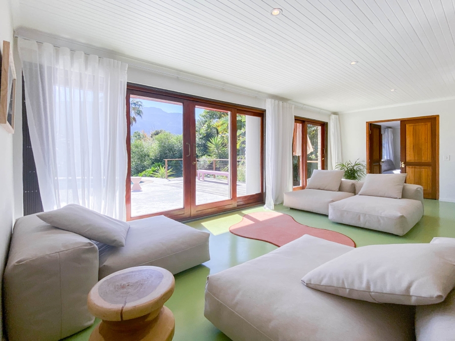 To Let 4 Bedroom Property for Rent in Tierboskloof Western Cape